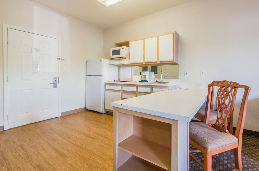 Intown Suites Extended Stay Colorado Springs Cameră foto
