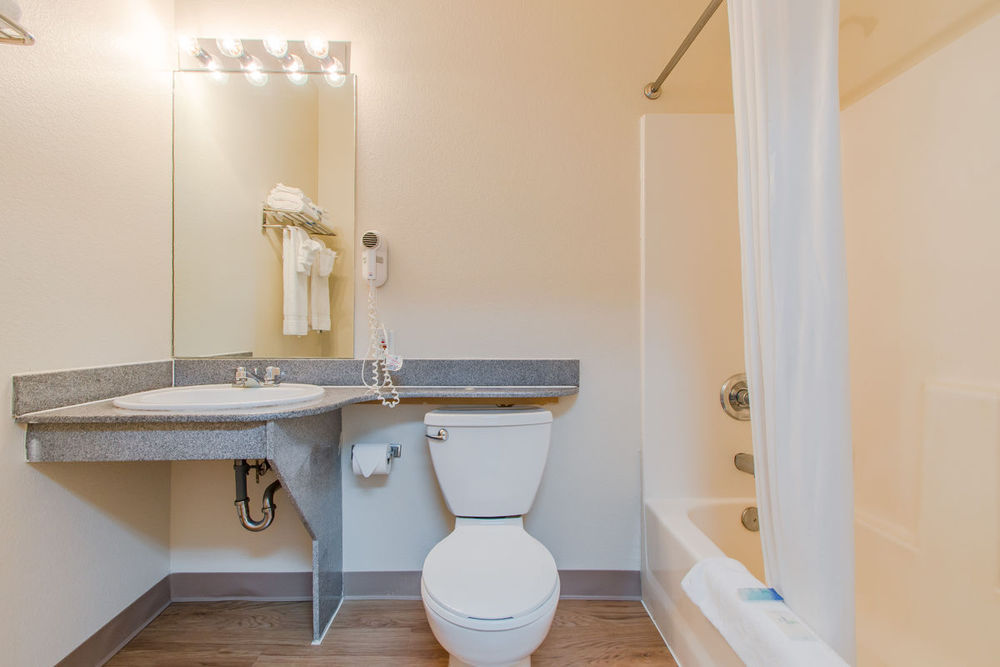 Intown Suites Extended Stay Colorado Springs Cameră foto